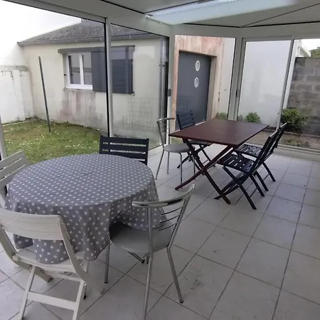 Apartment 6 Couchages Avec Jardin, Proche Et Centre - Fr-1-843-35