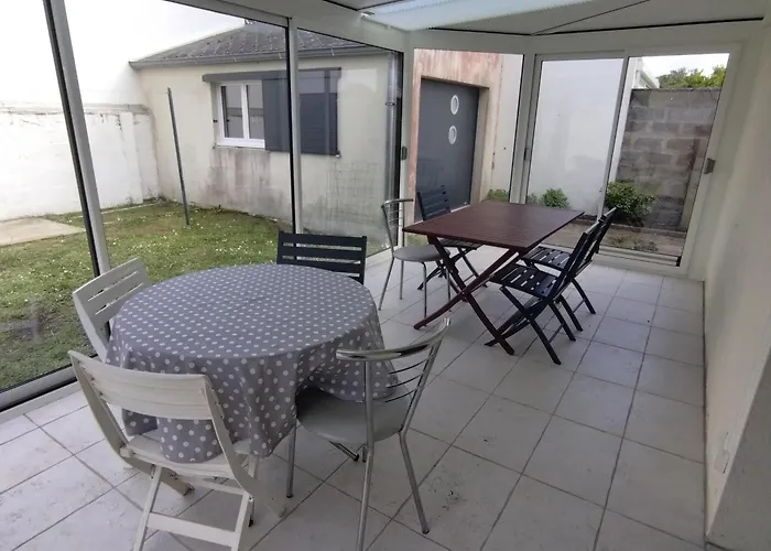 Appartement 6 Couchages Avec Jardin, Proche Et Centre - Fr-1-843-35